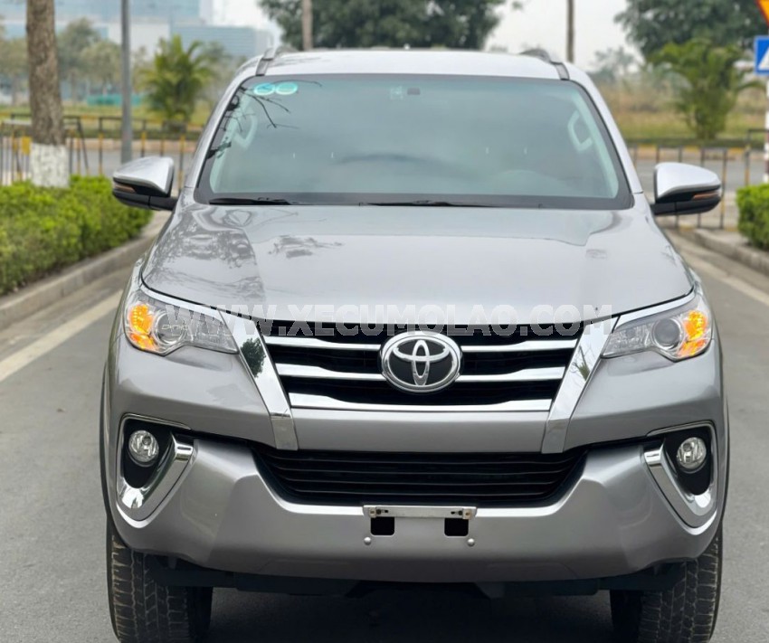 Toyota Fortuner 2.7V 4x2 AT