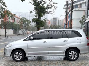 Xe Toyota Innova 2.0E 2015