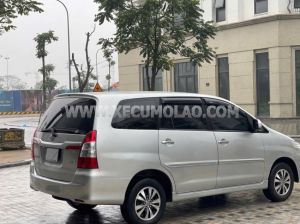 Xe Toyota Innova 2.0E 2015