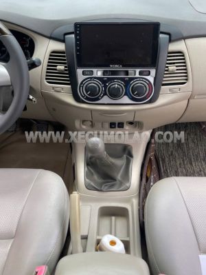 Xe Toyota Innova 2.0E 2015