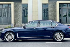 Xe BMW 7 Series 740Li 2020
