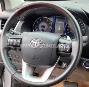 Xe Toyota Fortuner 2.7V 4x2 AT 2019