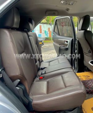 Xe Toyota Fortuner 2.7V 4x2 AT 2019