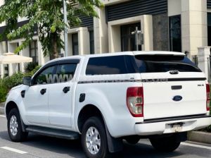 Xe Ford Ranger XLS 2.2L 4x2 AT 2017