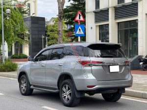 Xe Toyota Fortuner 2.7V 4x2 AT 2019