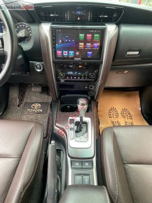 Xe Toyota Fortuner 2.7V 4x2 AT 2019