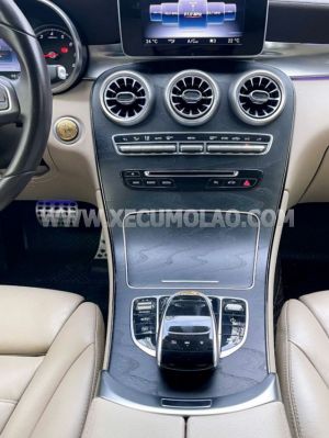 Xe Mercedes Benz GLC 300 4Matic 2017