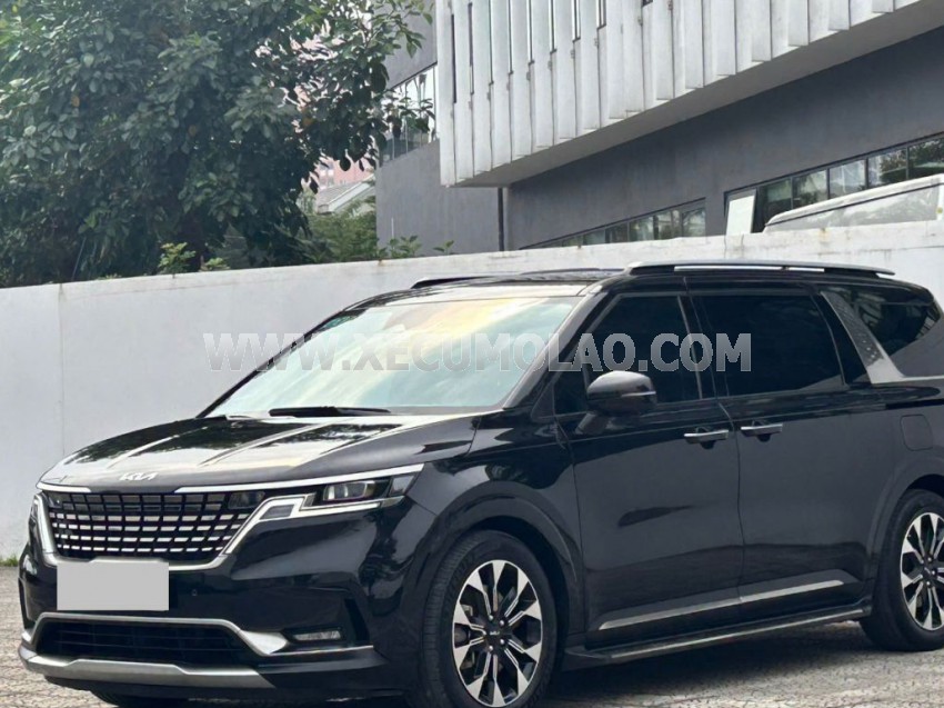 Kia Carnival Signature 2.2D