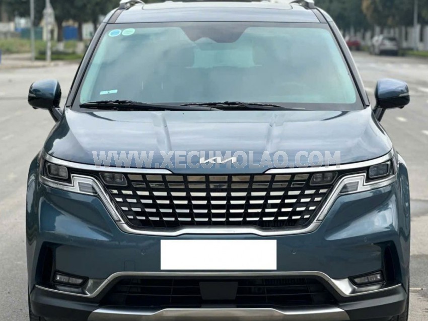 Kia Carnival Signature 2.2D