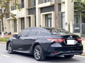 Xe Toyota Camry 2.0Q 2021