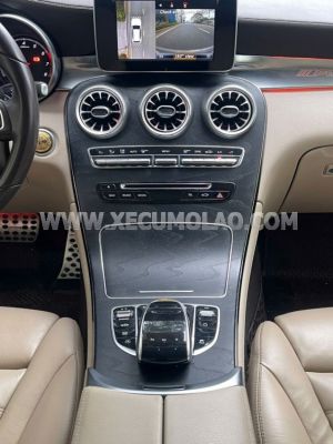 Xe Mercedes Benz GLC 300 4Matic 2017