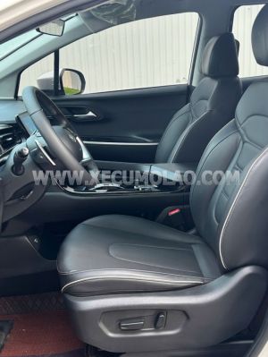 Xe Hyundai Custin Tiêu Chuẩn 1.5T 2023