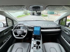 Xe Hyundai Custin Tiêu Chuẩn 1.5T 2023