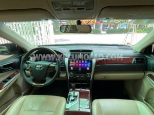 Xe Toyota Camry 2.0E 2013